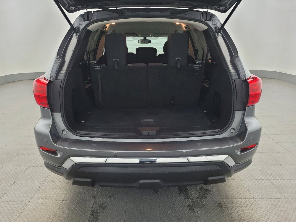 Used 2020 Nissan Pathfinder SV image 29