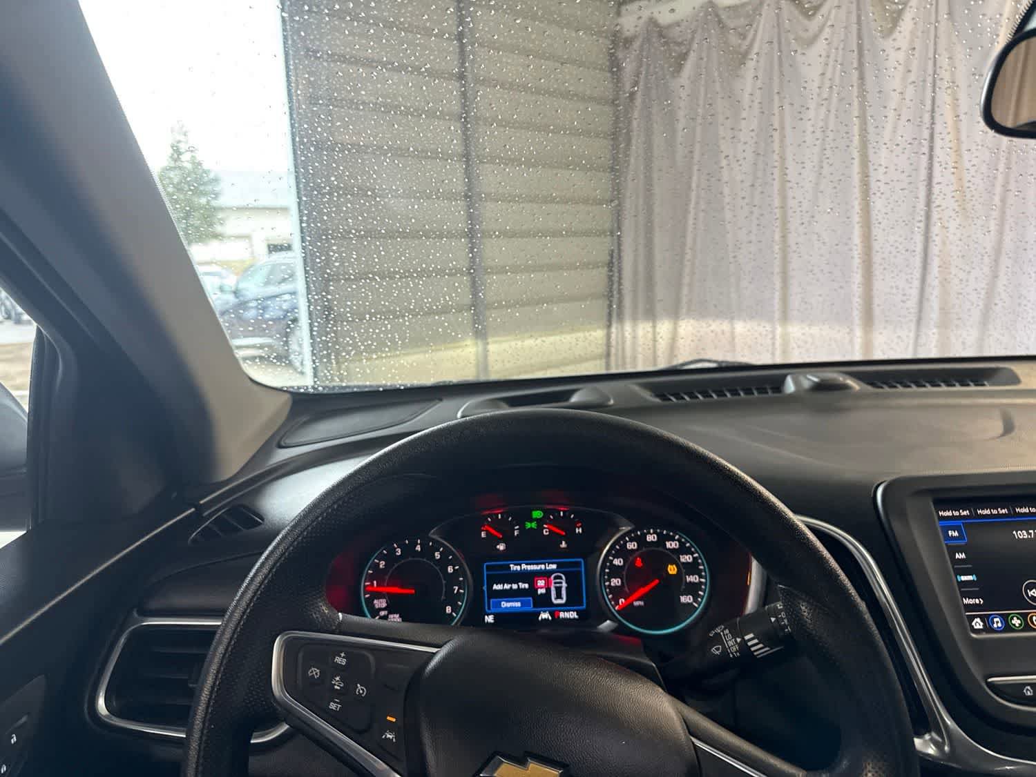 Used 2020 Chevrolet Equinox LT FWD image 23