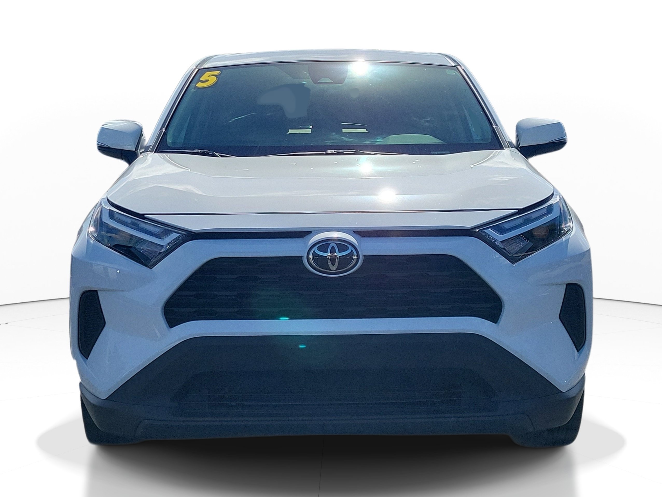 Used 2025 Toyota RAV4 LE AWD/4WD image 2