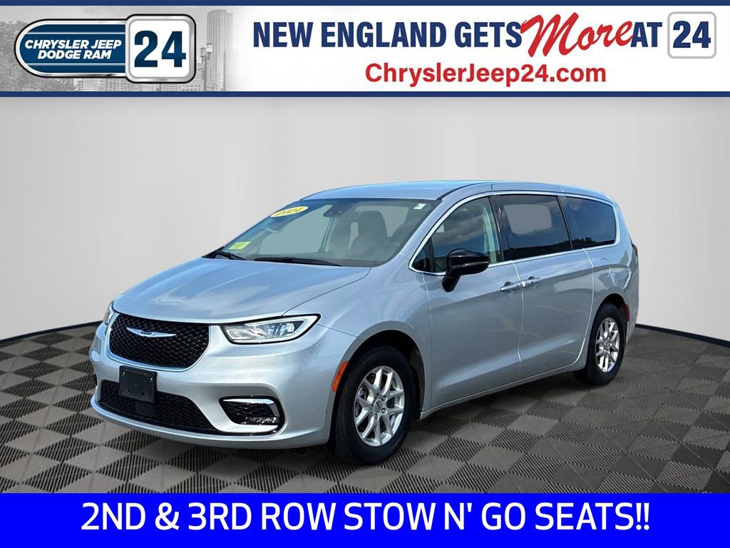 Certified 2024 Chrysler Pacifica Touring-L