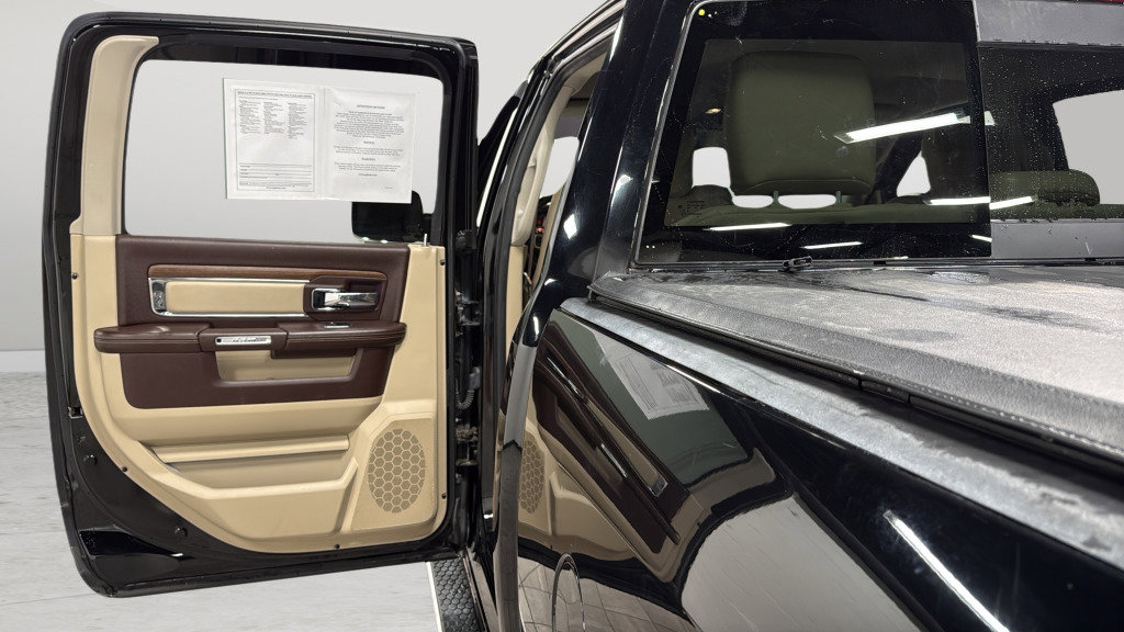 Used 2014 RAM 1500 Laramie w/ Convenience Group RWD image 32