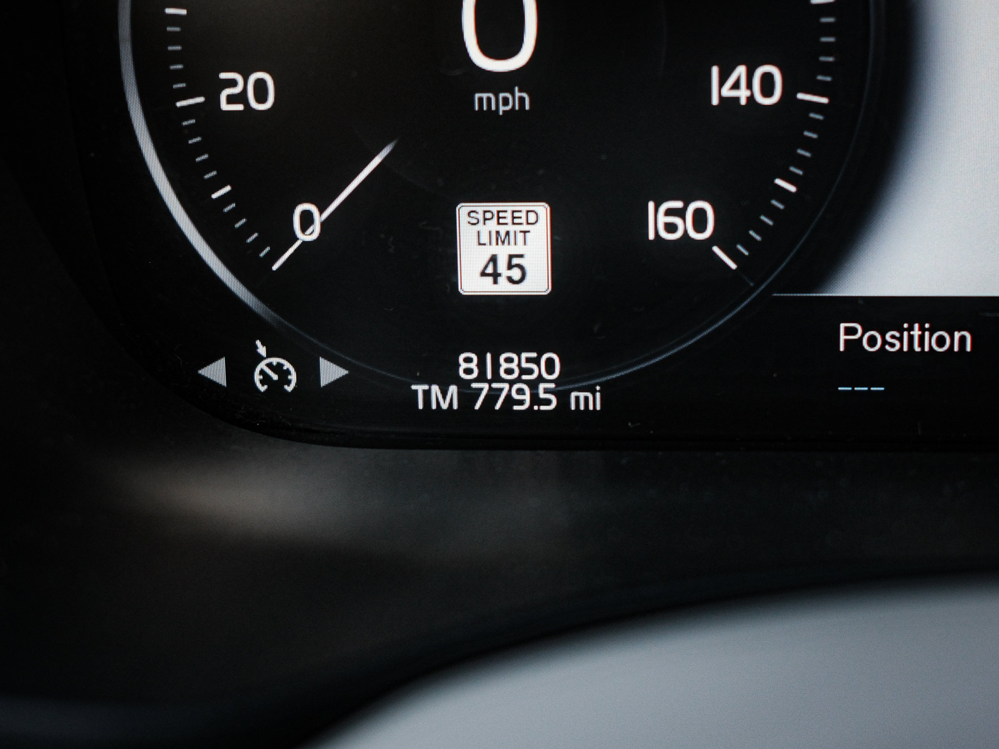 Used 2020 Volvo XC60 T6 Momentum image 21