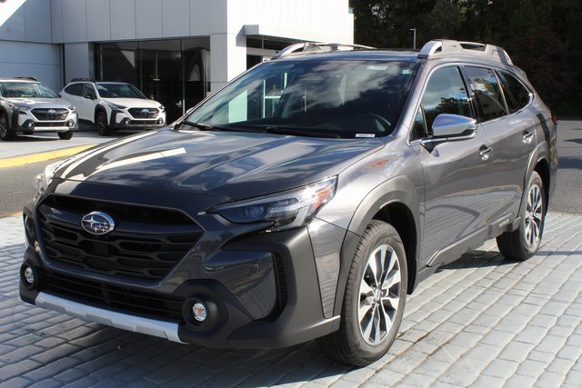 New 2025 Subaru Outback Touring XT image 1