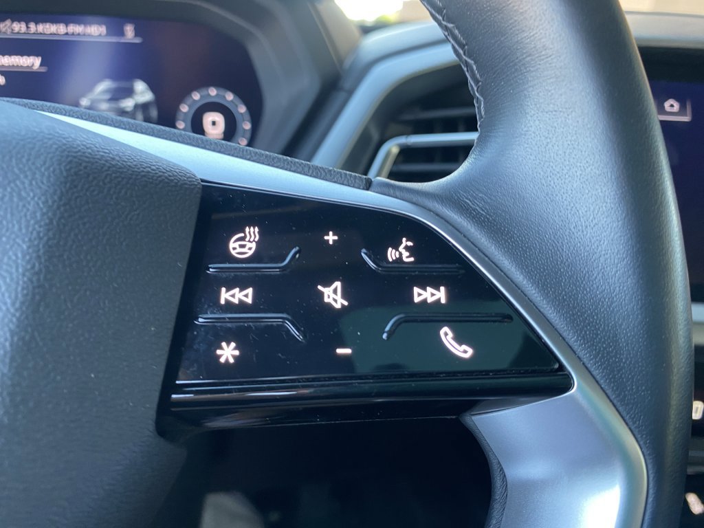 Used 2022 Audi Q4 e-tron Premium Plus image 31