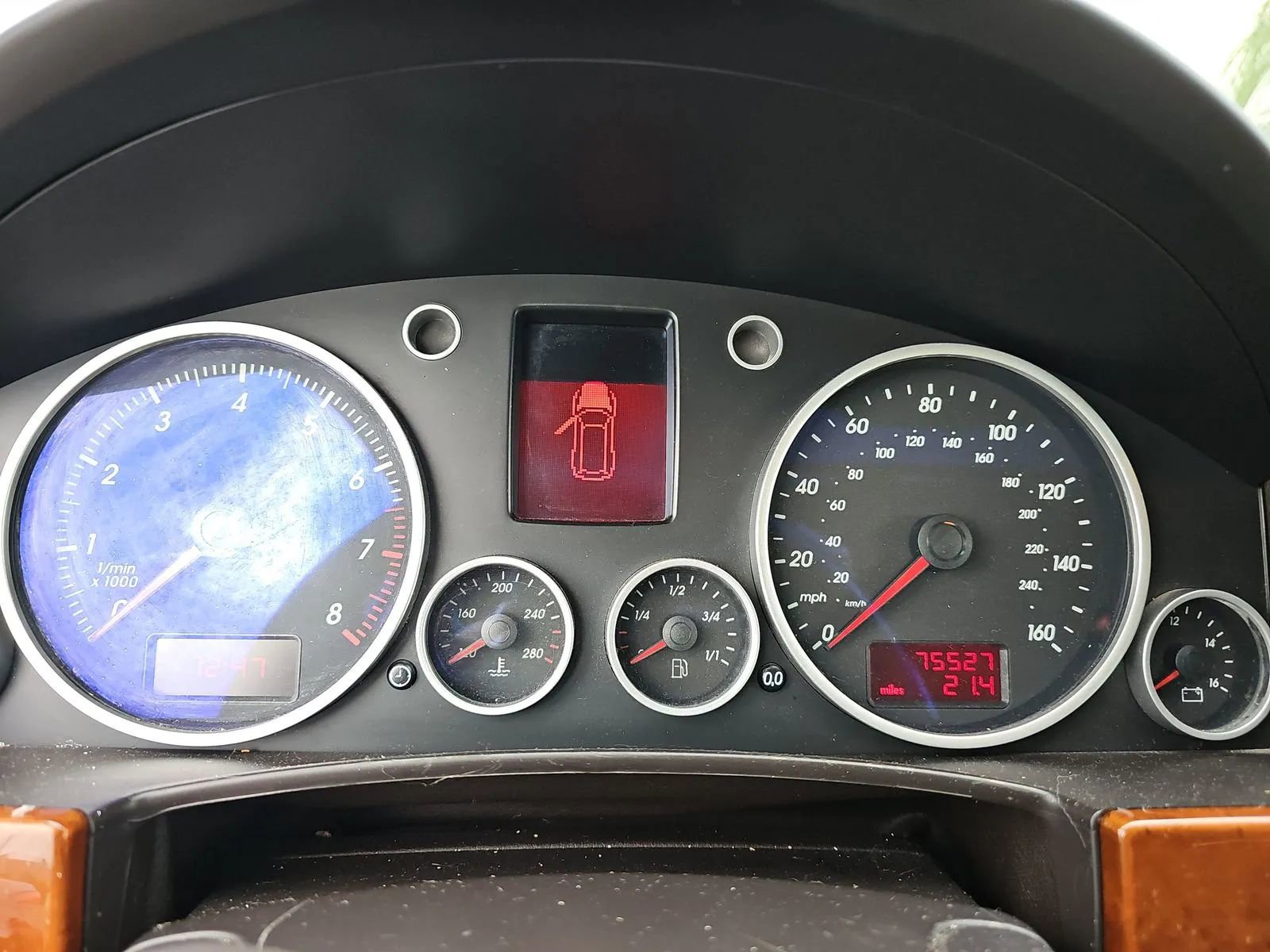 Used 2005 Volkswagen Touareg V6 image 11