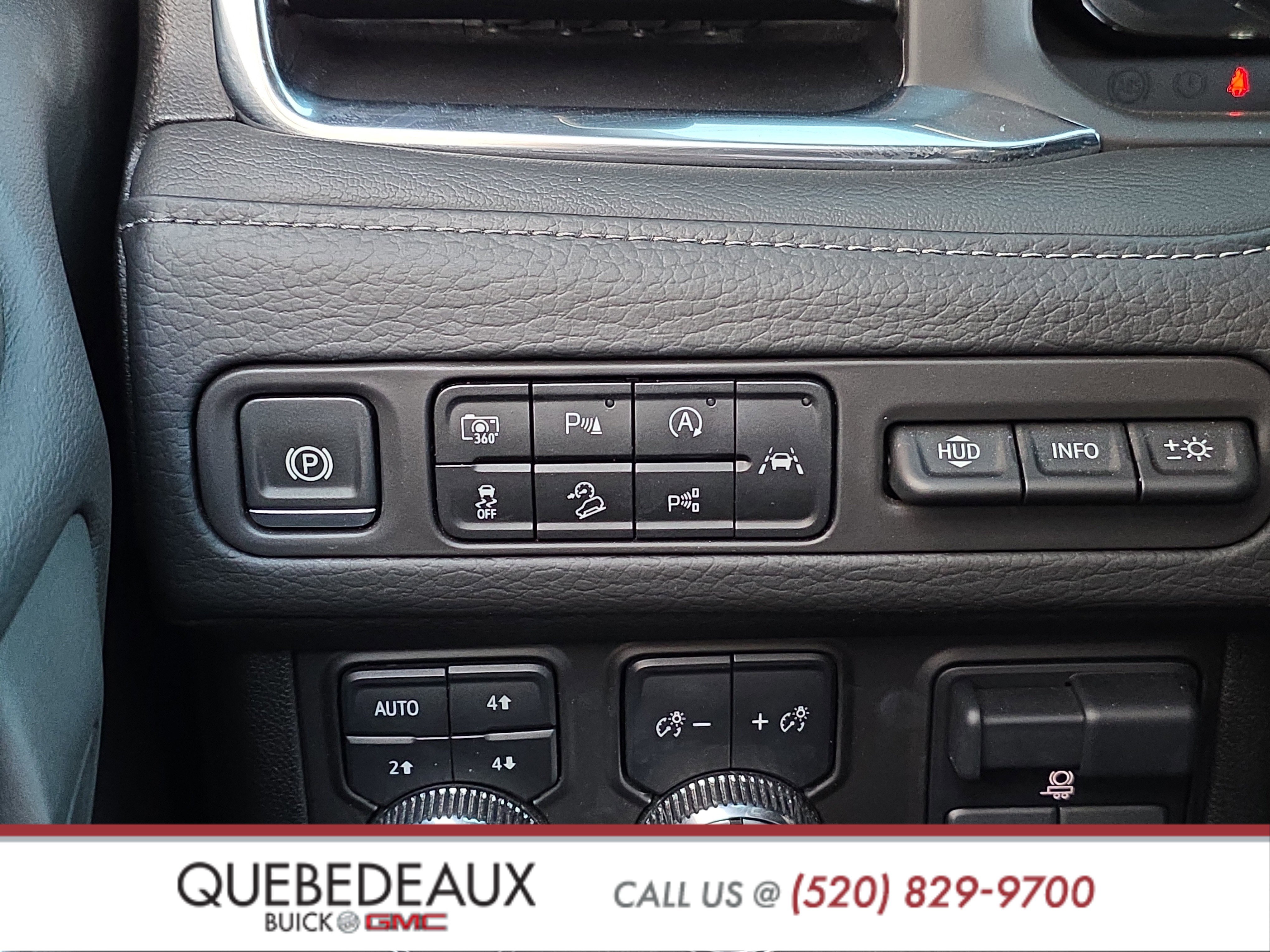 Used 2024 GMC Yukon XL Denali w/ Advanced Technology Package image 26