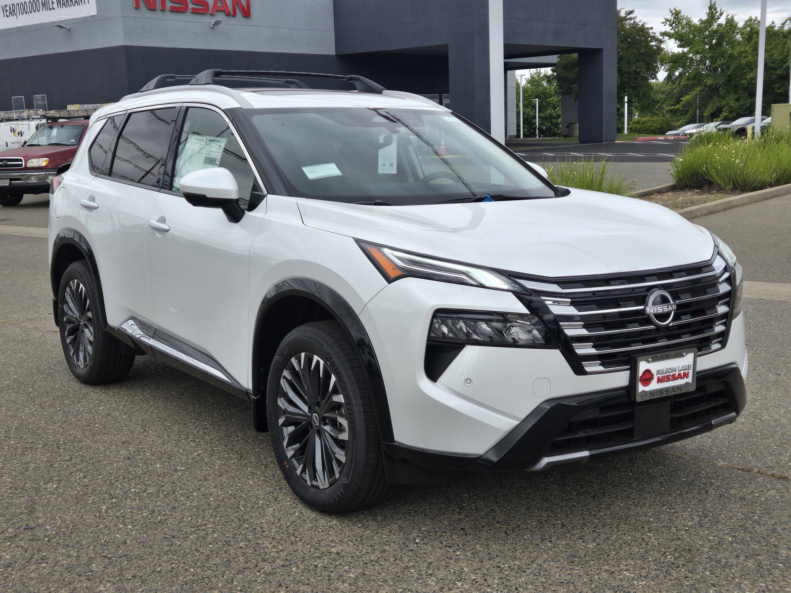 New 2026 Nissan Rogue Platinum w/ Platinum Premium Package