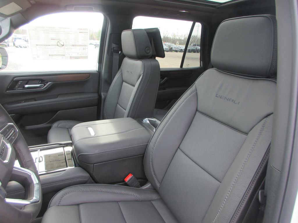 New 2026 GMC Yukon Denali image 11