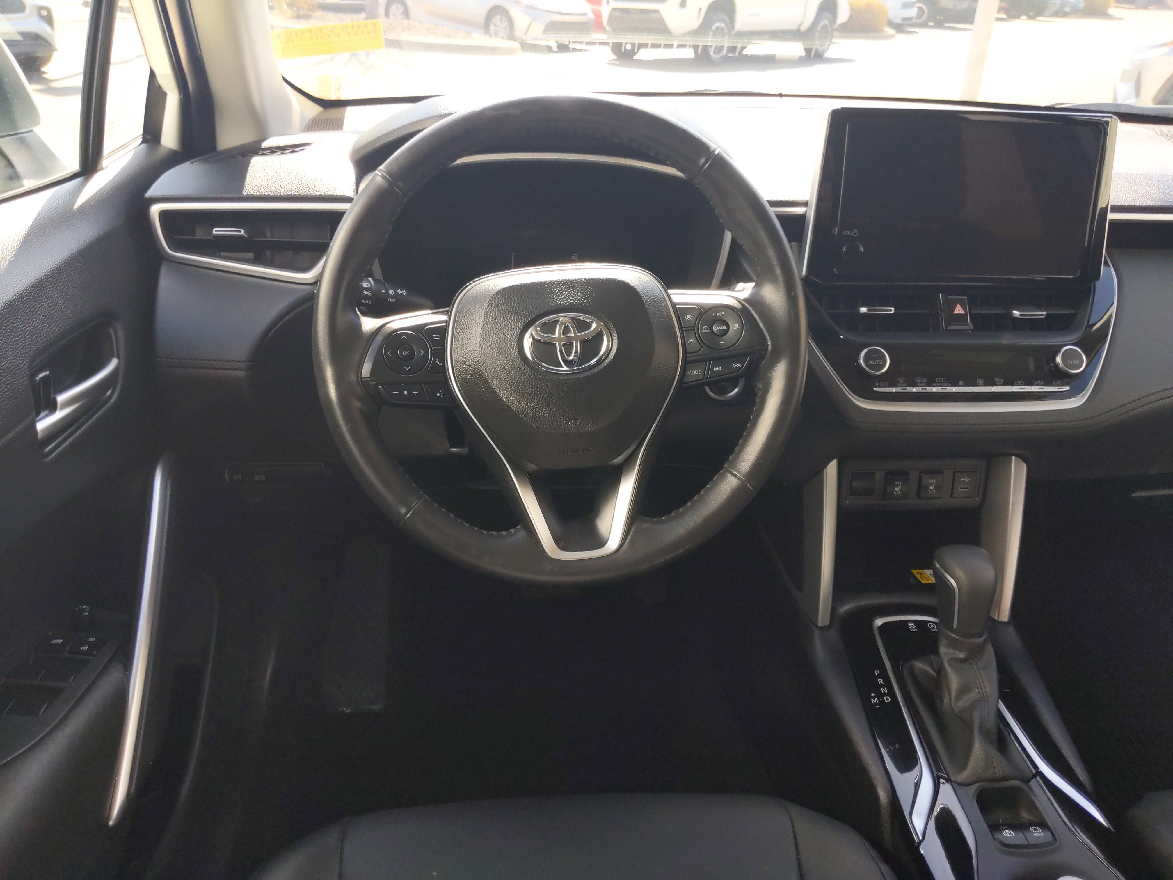 Certified 2023 Toyota Corolla Cross XLE w/ Convenience Package image 16