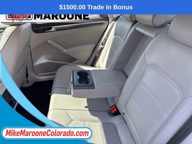 Used 2018 Volkswagen Passat 2.0T SE image 14