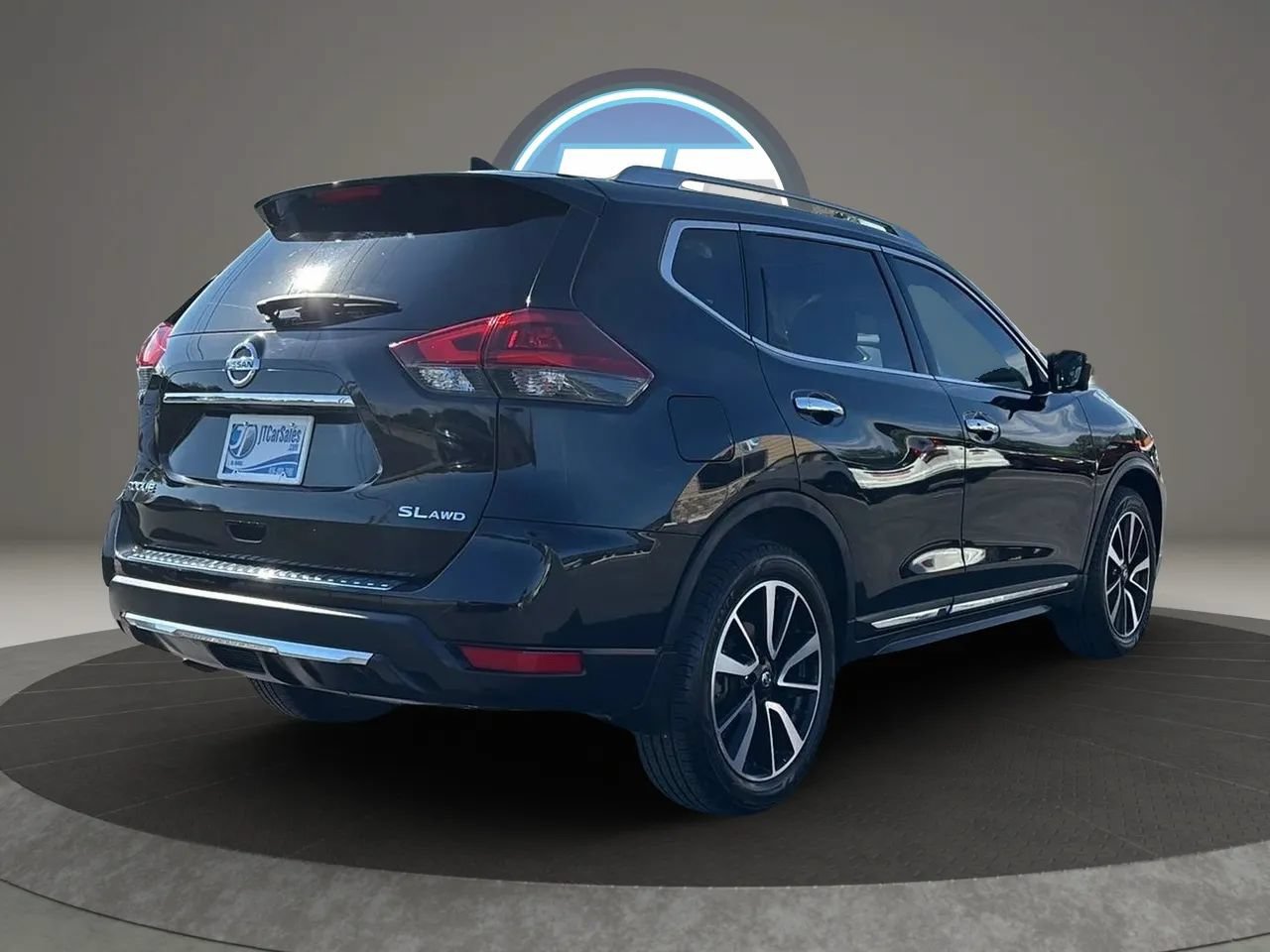 Used 2018 Nissan Rogue SL w/ Premium Package AWD/4WD image 9