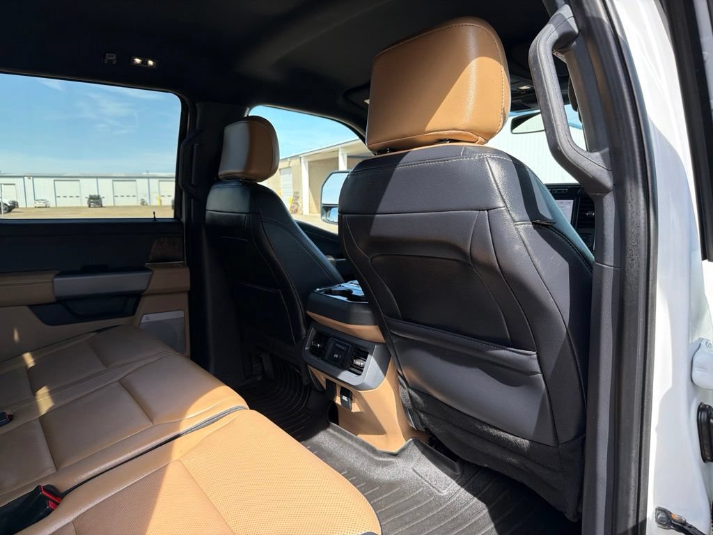 Used 2024 Ford F350 Lariat w/ Chrome Package AWD/4WD image 16