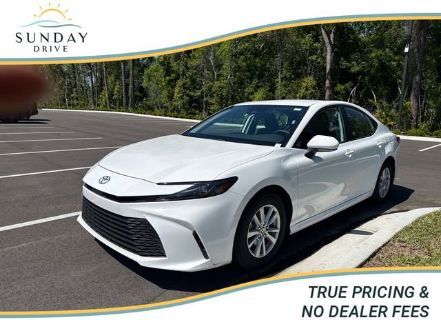 Used 2026 Toyota Camry LE image 1