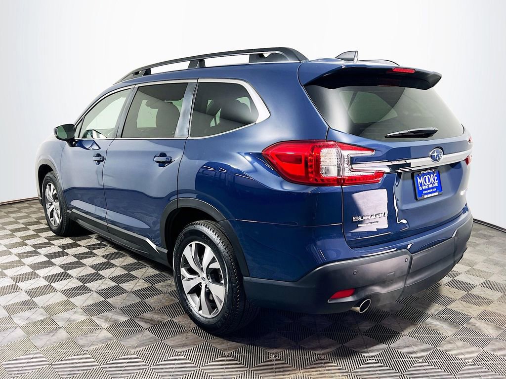 Used 2024 Subaru Ascent Premium w/ Convenience Package image 5