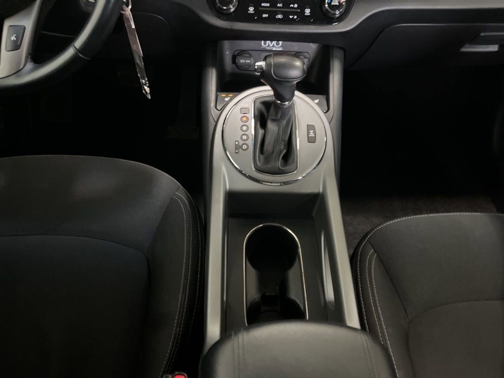 Used 2015 Kia Sportage EX image 12