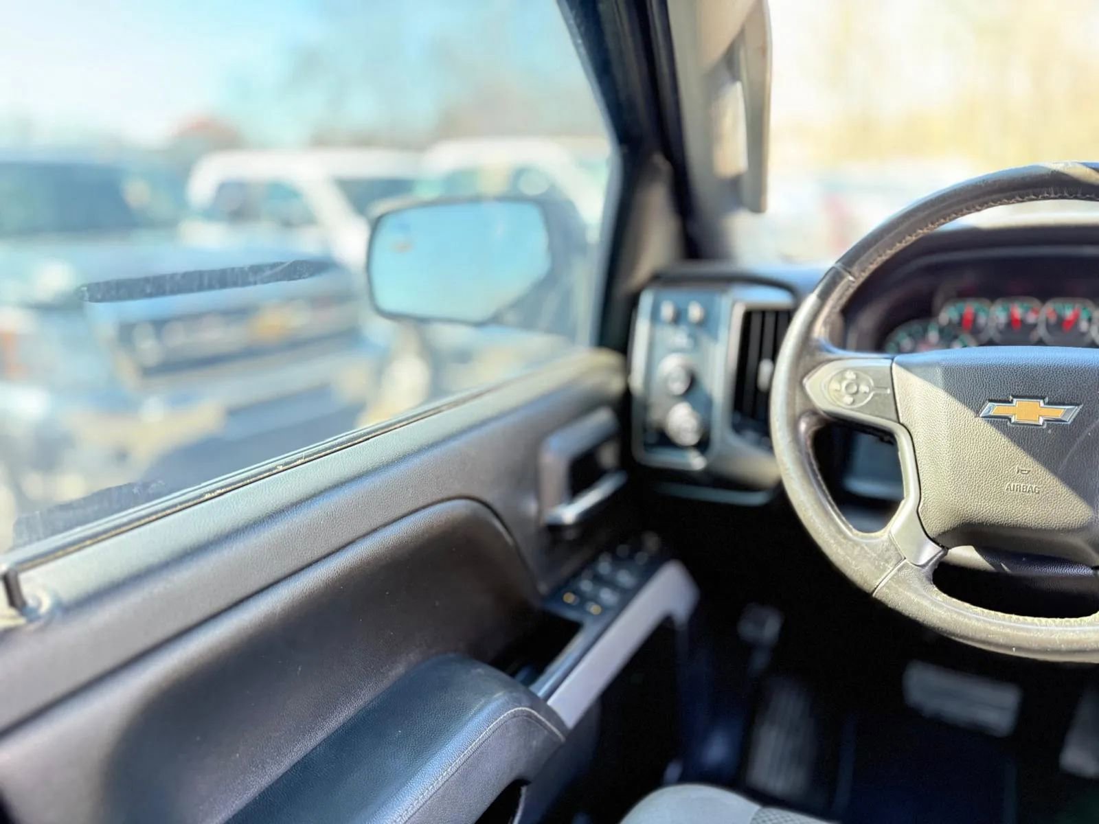 Used 2015 Chevrolet Silverado 2500 LT w/ LT Convenience Package image 21