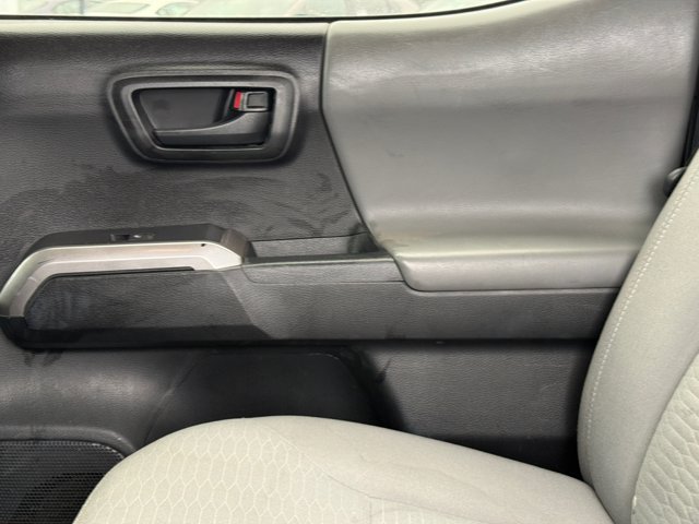 Certified 2019 Toyota Tacoma SR5 AWD/4WD image 26