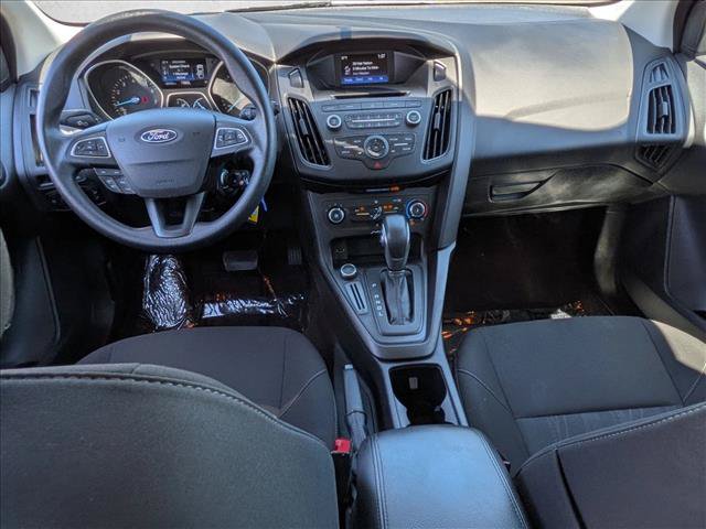 Used 2017 Ford Focus SE FWD image 16