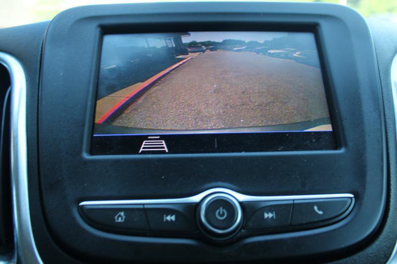 Used 2021 Chevrolet Equinox LT FWD image 15