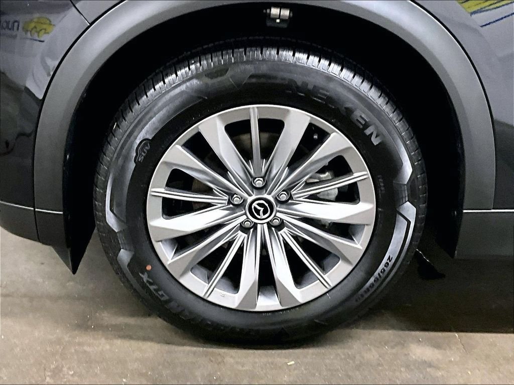 Used 2024 MAZDA CX-90 3.3 Turbo w/ Preferred Plus AWD/4WD image 7