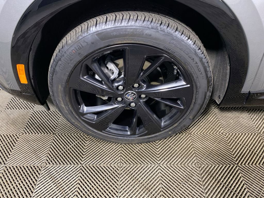 Certified 2024 Buick Envision Sport Touring image 10
