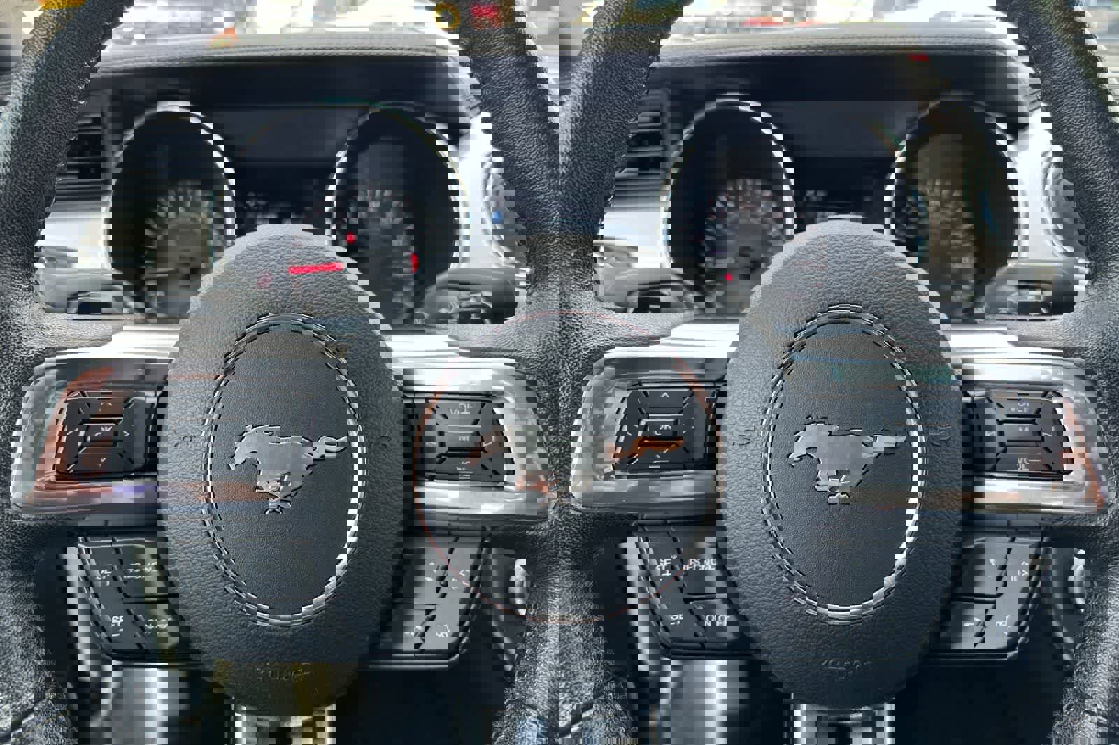 Used 2016 Ford Mustang Premium image 23