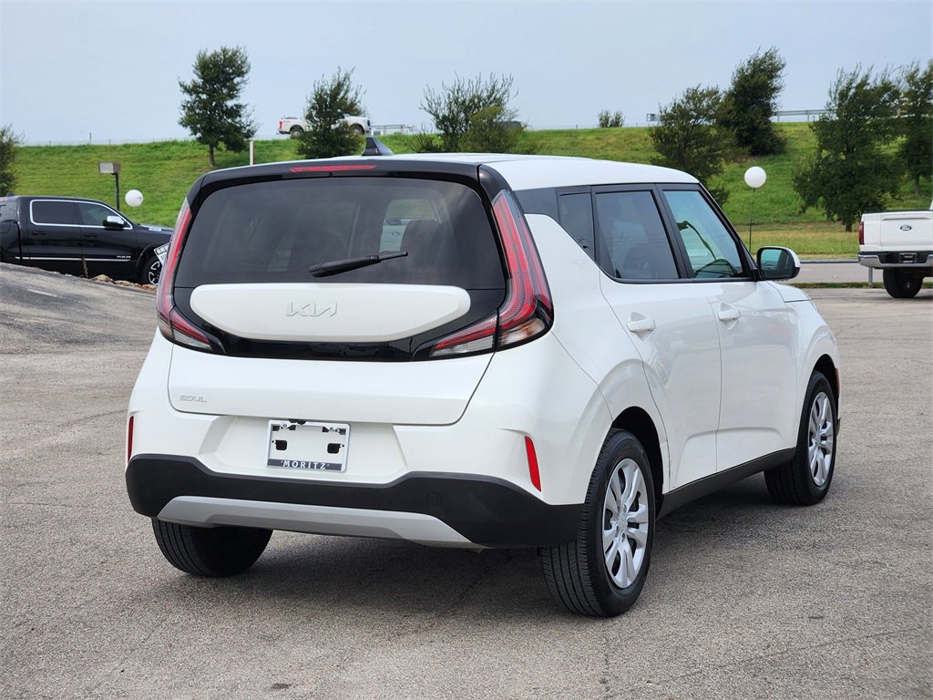 Certified 2023 Kia Soul LX image 7