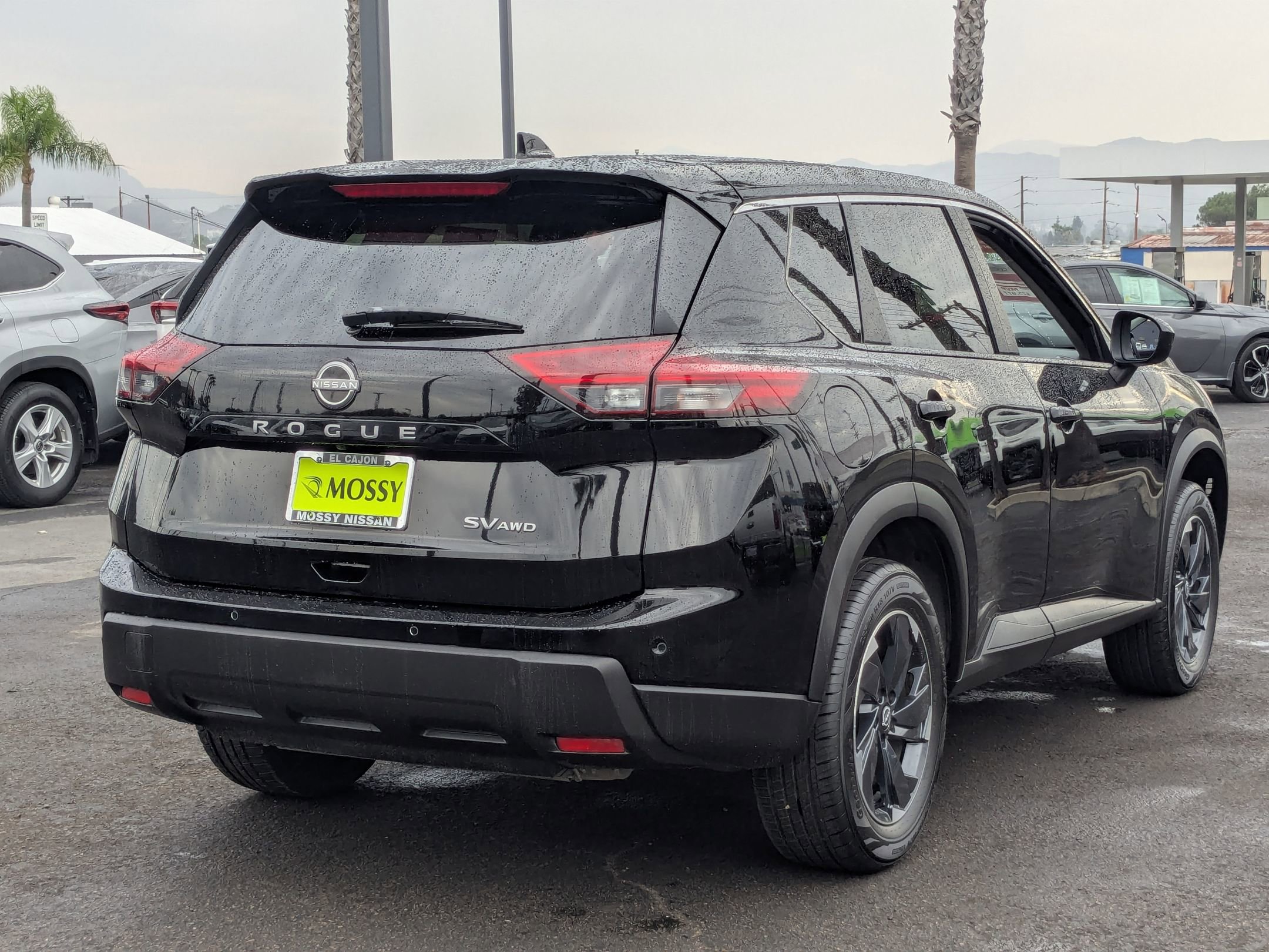 Certified 2024 Nissan Rogue SV image 8