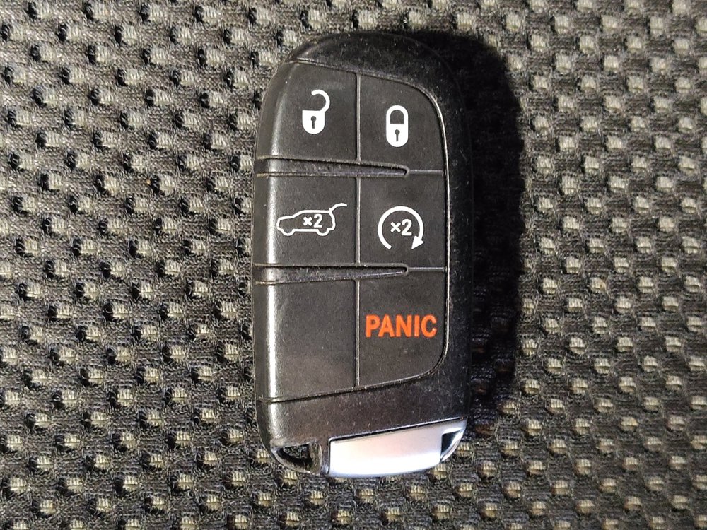 Used 2020 Dodge Journey Crossroad FWD image 32