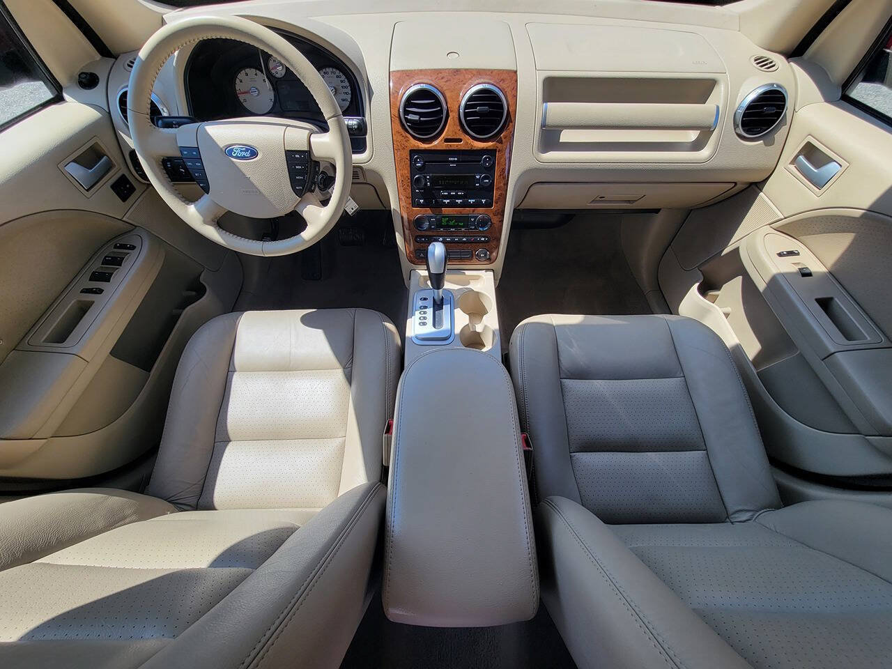 Used 2006 Ford Freestyle Limited AWD/4WD image 28