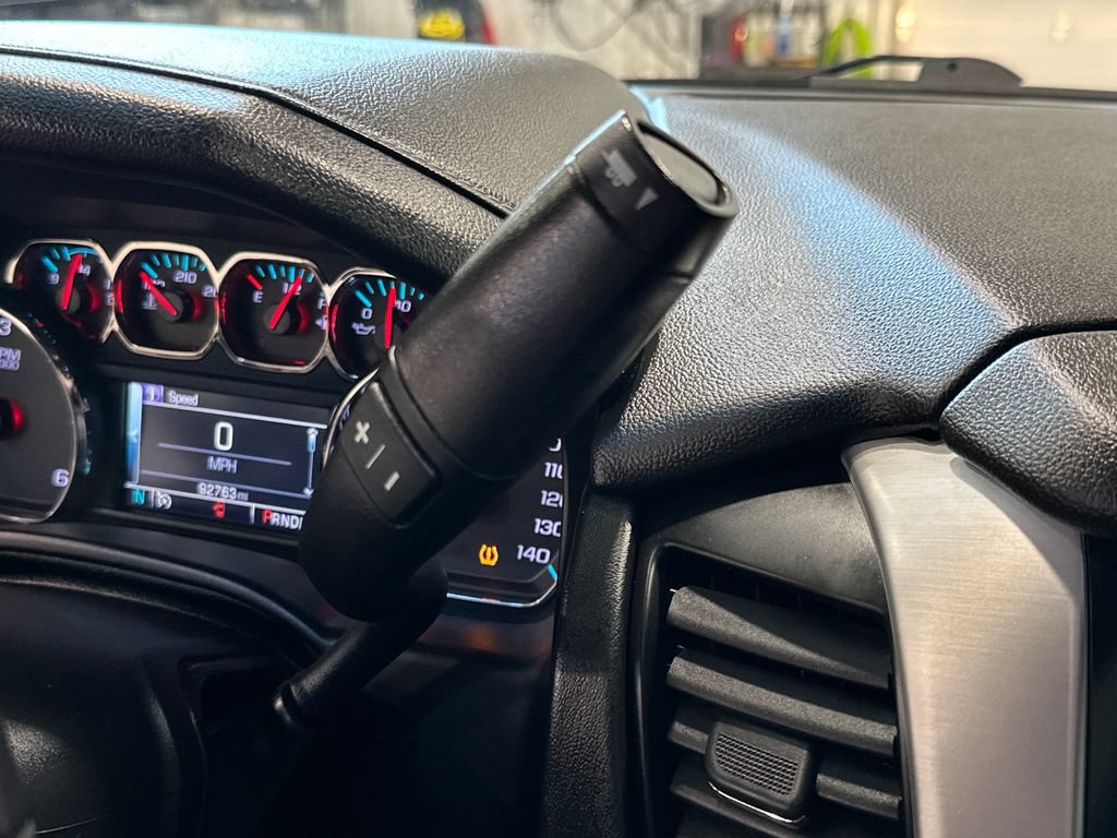 Used 2019 GMC Yukon SLT AWD/4WD image 24