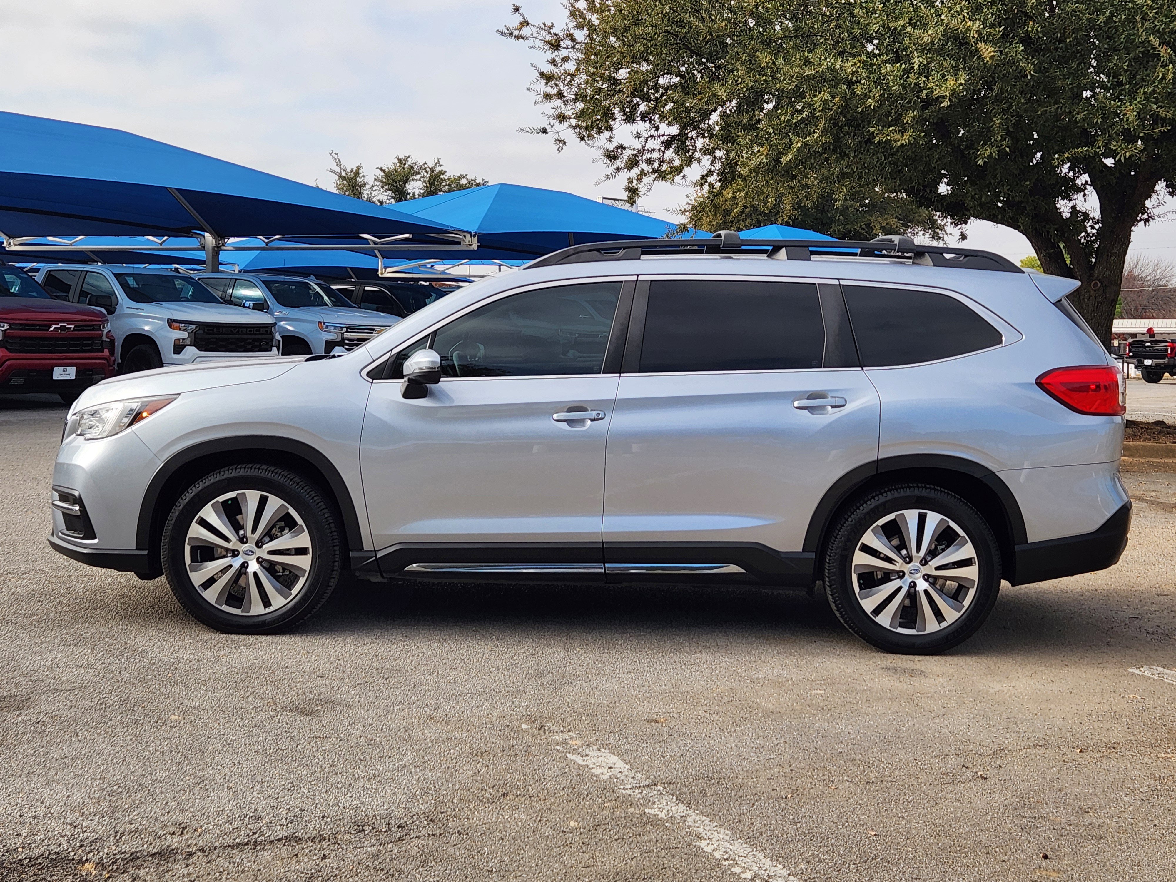 Used 2020 Subaru Ascent Limited w/ Technology Package image 4