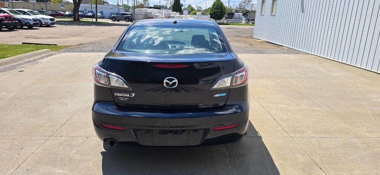 Used 2012 MAZDA MAZDA3 i Grand Touring w/ Tech Pkg FWD image 6