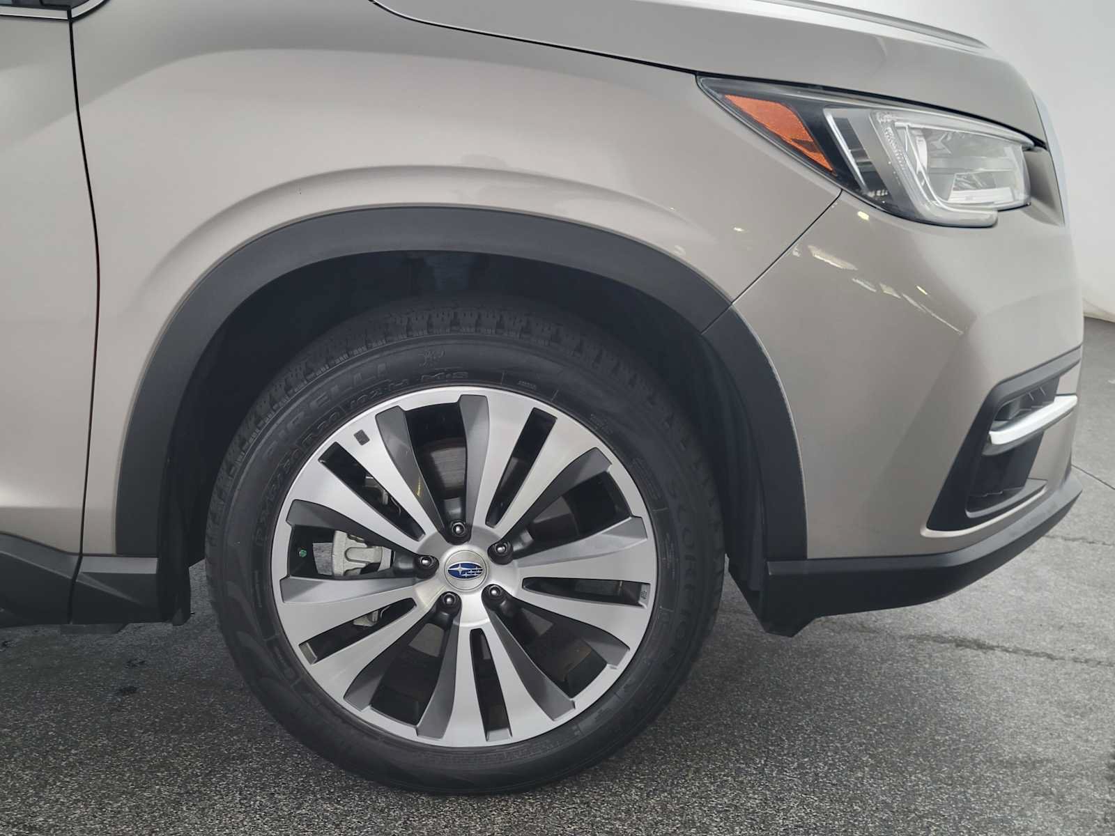 Used 2019 Subaru Ascent Limited AWD/4WD image 9