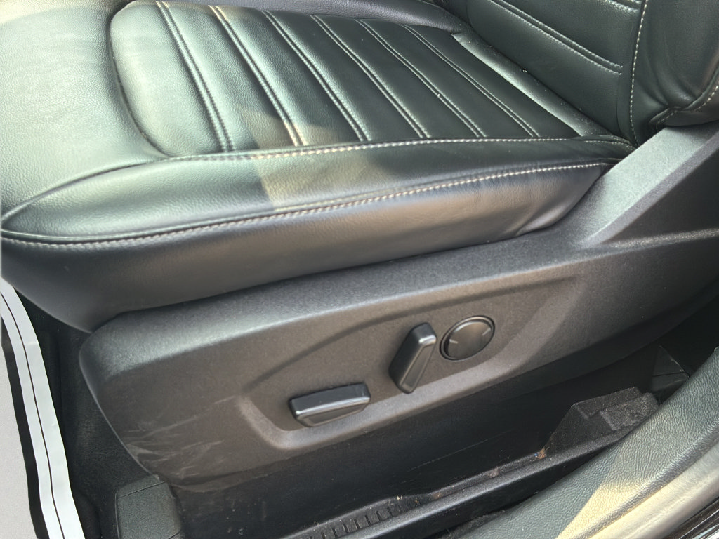 Used 2023 Ford Edge SEL AWD/4WD image 23