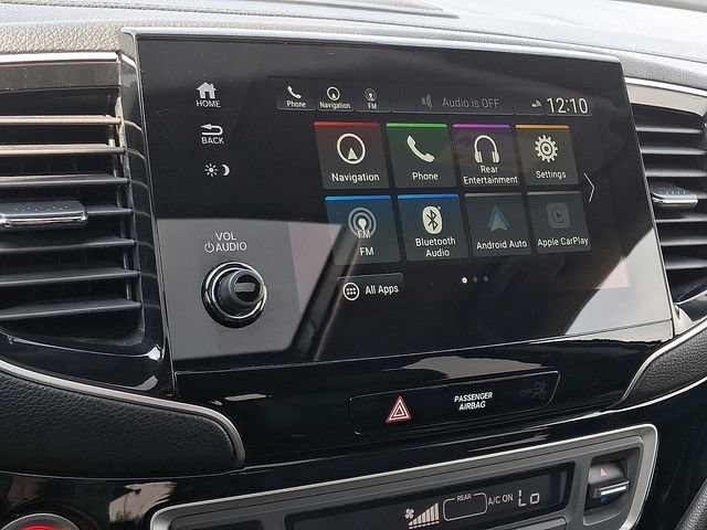 Used 2019 Honda Pilot Touring image 17