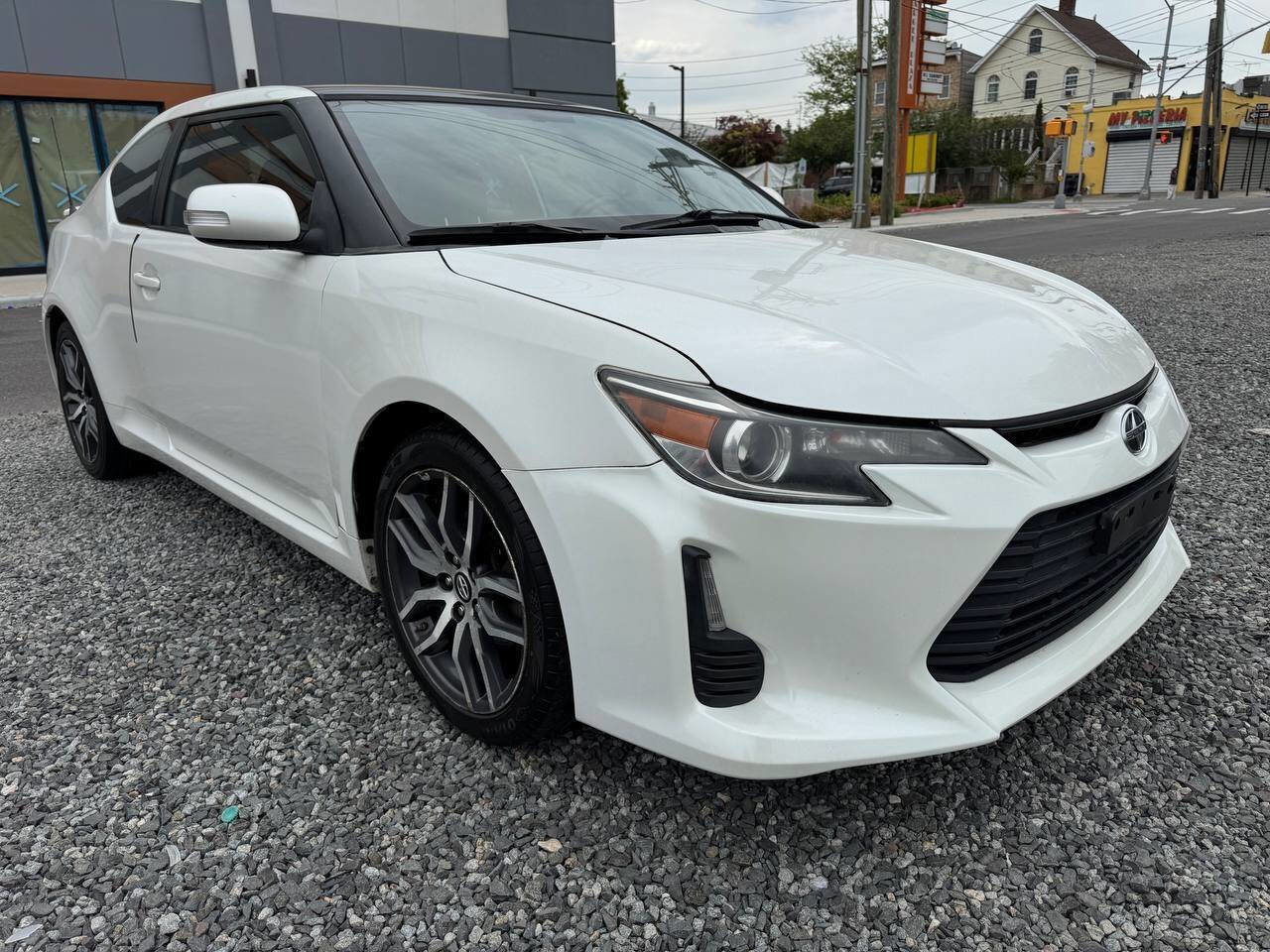 Used 2016 Scion tC FWD image 3