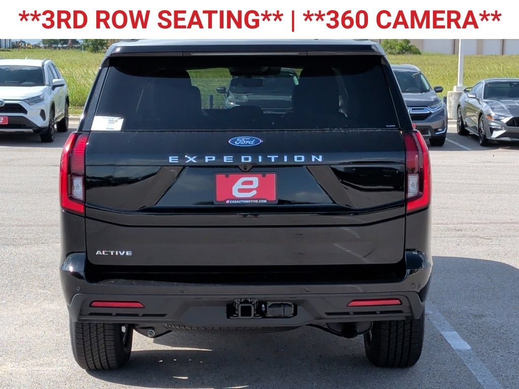 New 2026 Ford Expedition Active RWD image 7