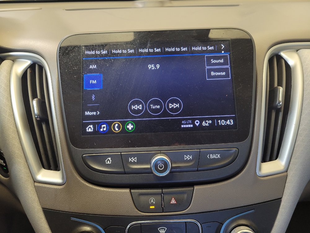 Used 2022 Chevrolet Malibu LS w/ Driver Confidence Package II FWD image 25
