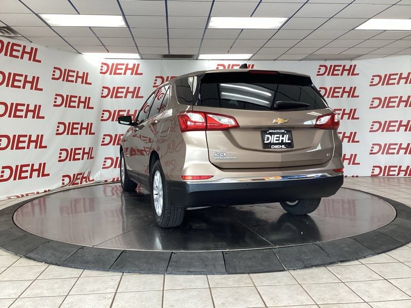 Used 2018 Chevrolet Equinox LT FWD image 5