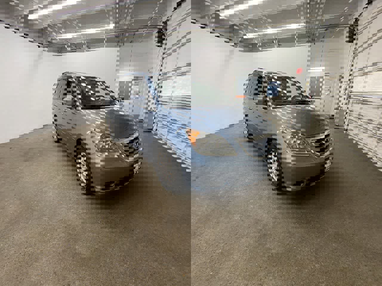 Used 2010 Honda Odyssey EX-L image 8