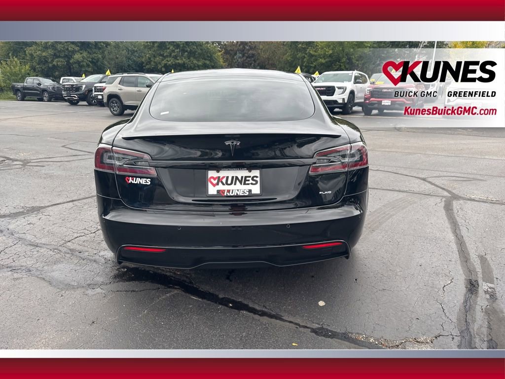Used 2022 Tesla Model S Plaid image 6