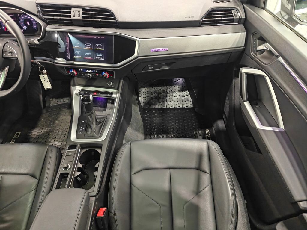 Used 2022 Audi Q3 2.0T Premium Plus AWD/4WD image 24