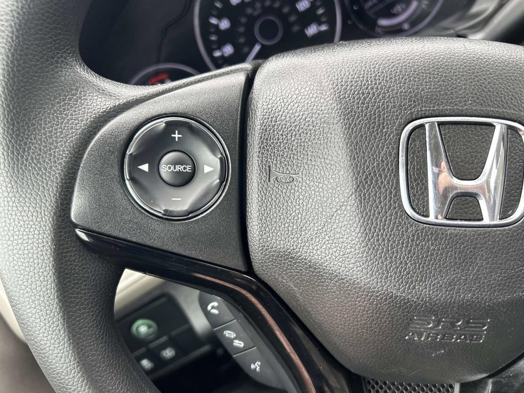 Used 2018 Honda HR-V LX image 19