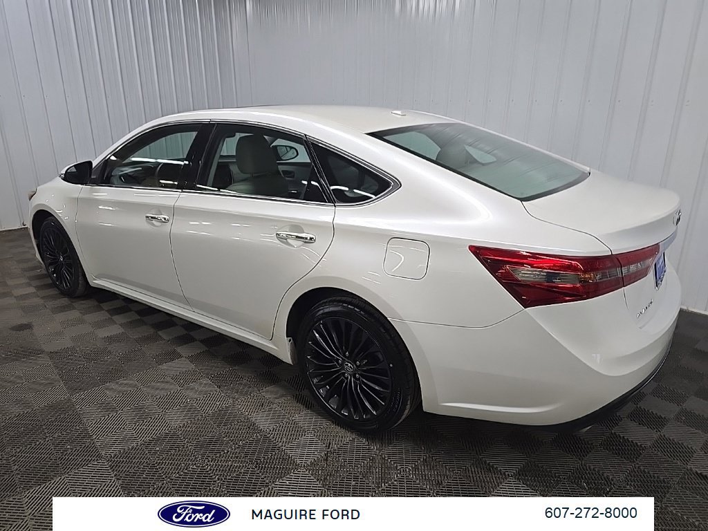 Used 2018 Toyota Avalon Touring w/ Carpet Mat Package FWD image 9
