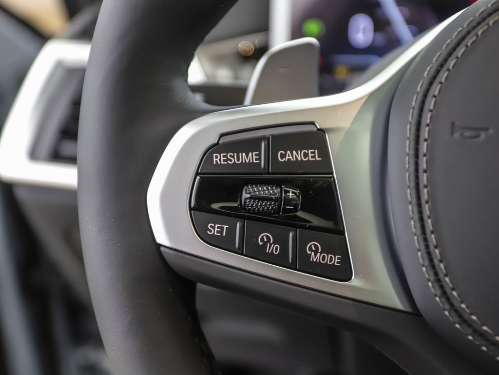 Used 2026 BMW X6 xDrive40i image 13