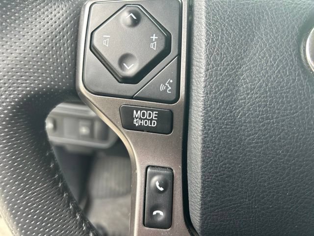 Used 2019 Toyota Tacoma SR5 AWD/4WD image 27