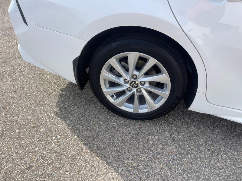 Used 2024 Toyota Camry SE image 8