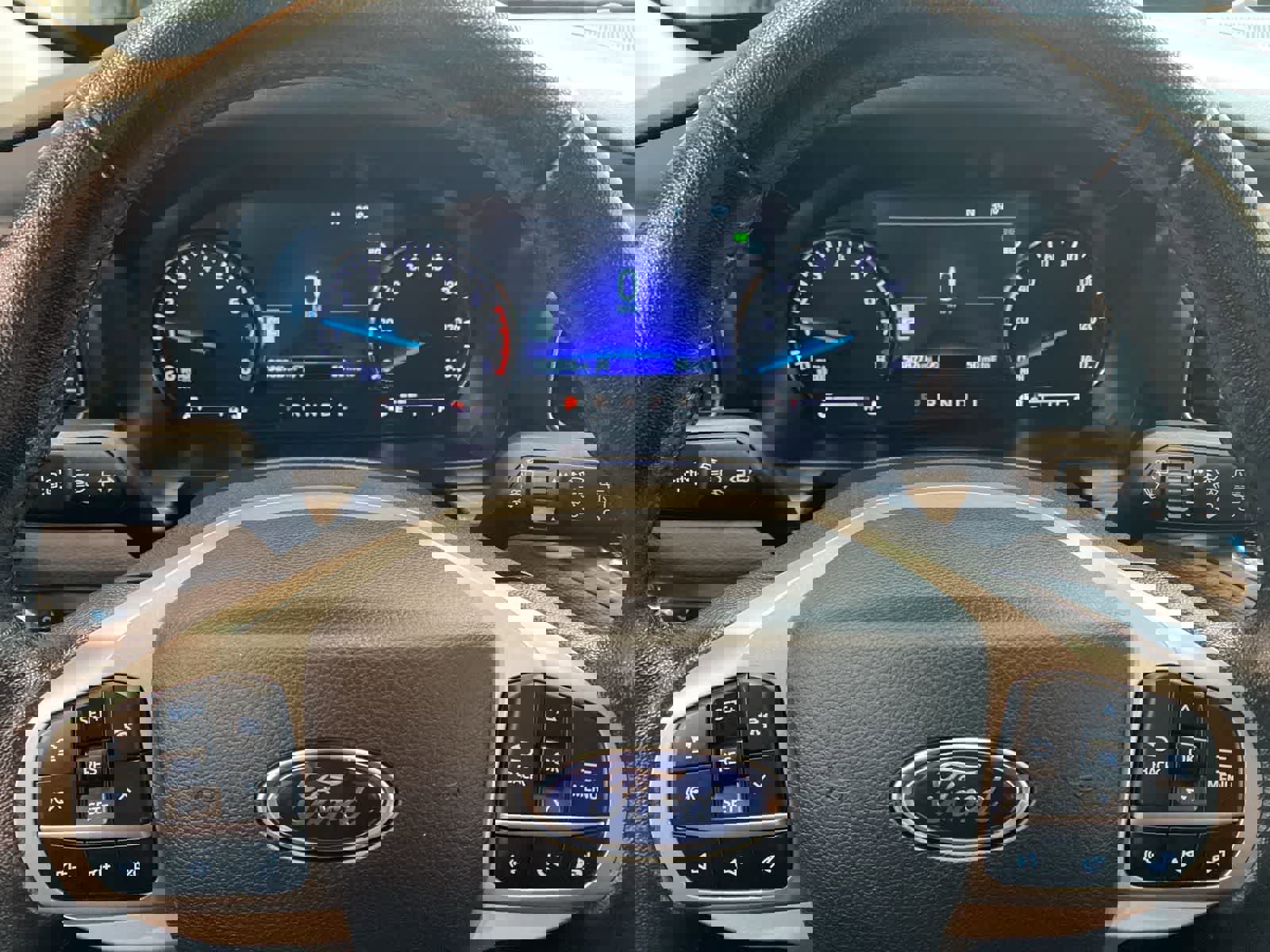 Used 2021 Ford Explorer Limited image 19