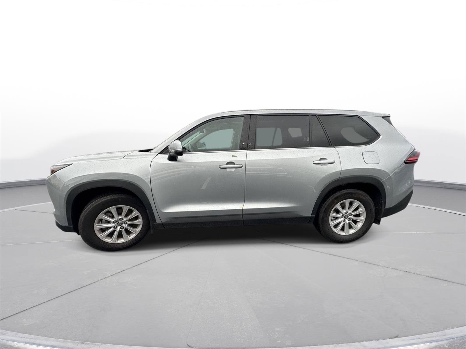 Certified 2026 Toyota Grand Highlander FWD image 9